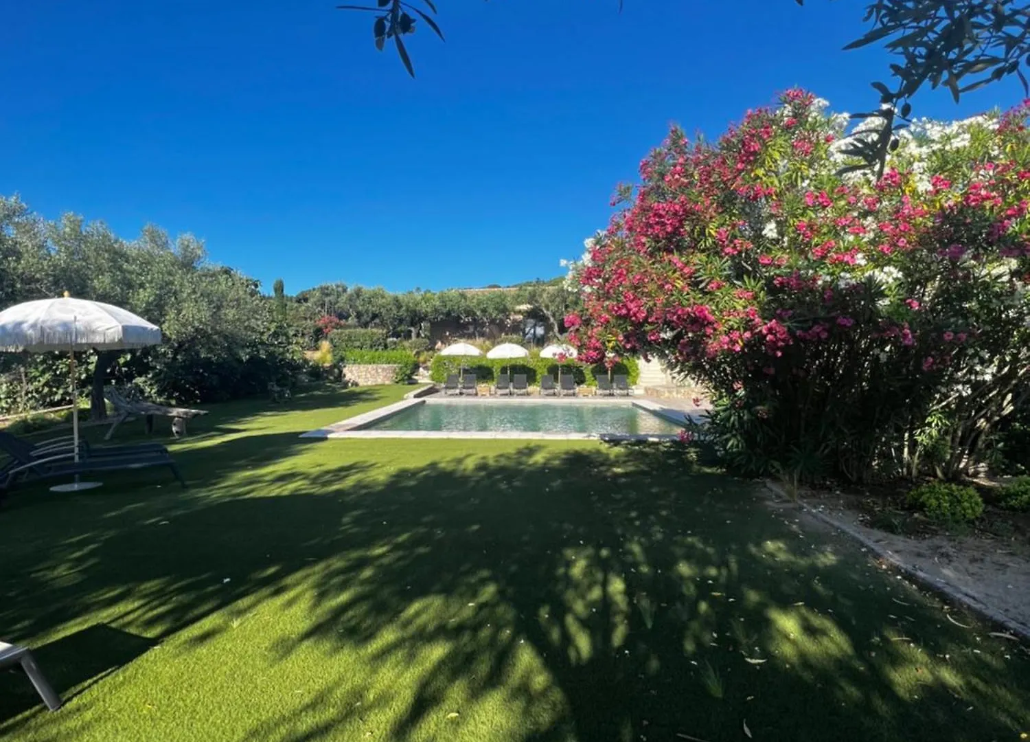 Auberge De L'Oumede Ramatuelle Aparthotel