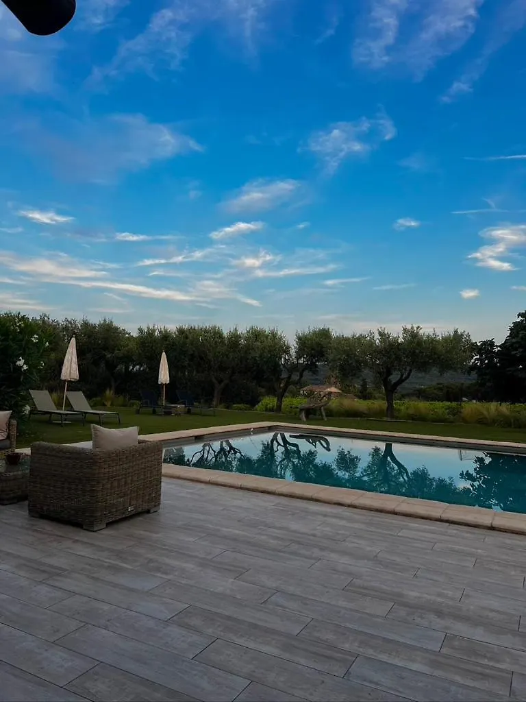 Auberge De L'Oumede Ramatuelle Aparthotel